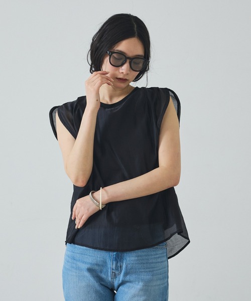 abahouse mavie(アバハウスマヴィ)の「【調光レンズ】ウェリントンサングラス(サングラス・レディース・ブラウン系その他/ブラック系その他/クリア・フリー)」の4枚目の写真
