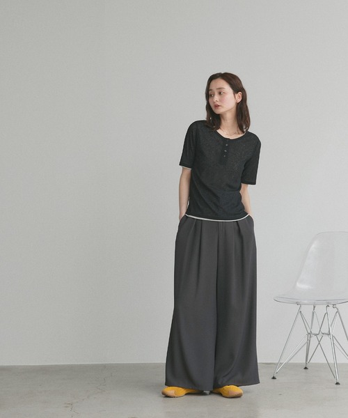 ad thie(アドティエ)の「シアー リブ ヘンリーネック トップス(Tシャツ/カットソー・レディース・ブラック/ピンク/ライトグレー・FREE)」の11枚目の写真