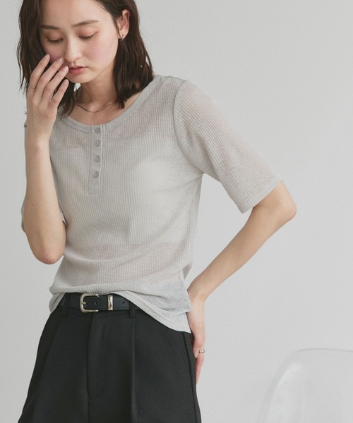 ad thie(アドティエ)の「シアー リブ ヘンリーネック トップス(Tシャツ/カットソー・レディース・ブラック/ピンク/ライトグレー・FREE)」の22枚目の写真