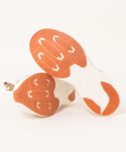 CONVERSE(コンバース)の「《CONVERSE》CAVESTAR SLIT SLIDE SANDAL DM ケイブスター スリットスライド サンダル DM(サンダル・レディース・ブラック/ホワイト・24.5cm/24.0cm/23.5cm/23.0cm)」の4枚目の写真