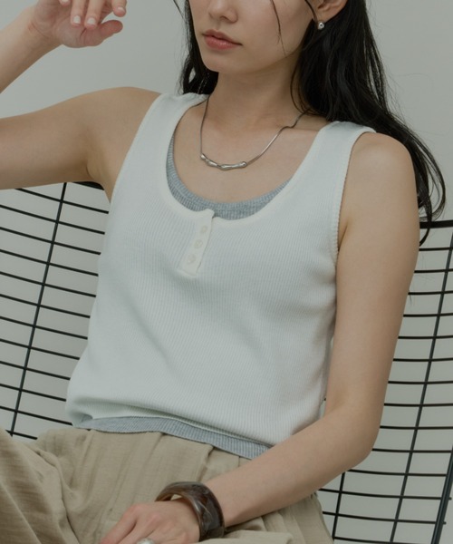 Plumel(プルメル)の「Bi-color Layered Tank Top / バイカラーレイヤードタンクトップ(Tシャツ/カットソー・レディース・ホワイト/ライトブルー/グレー・MEDIUM)」の1枚目の写真