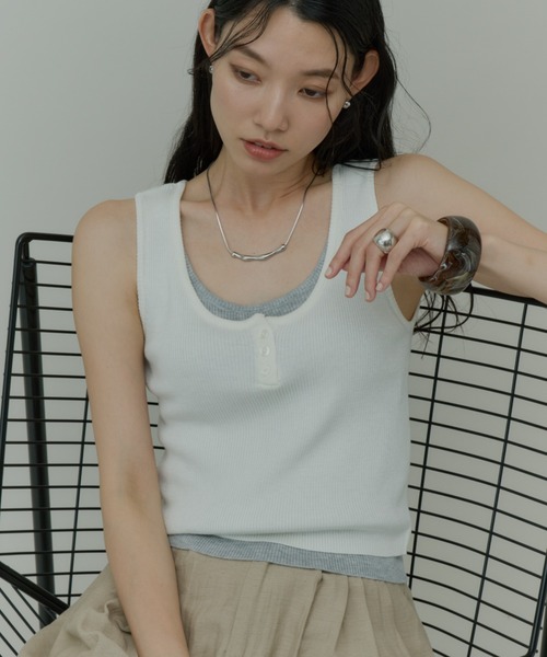 Plumel(プルメル)の「Bi-color Layered Tank Top / バイカラーレイヤードタンクトップ(Tシャツ/カットソー・レディース・ホワイト/ライトブルー/グレー・MEDIUM)」の14枚目の写真