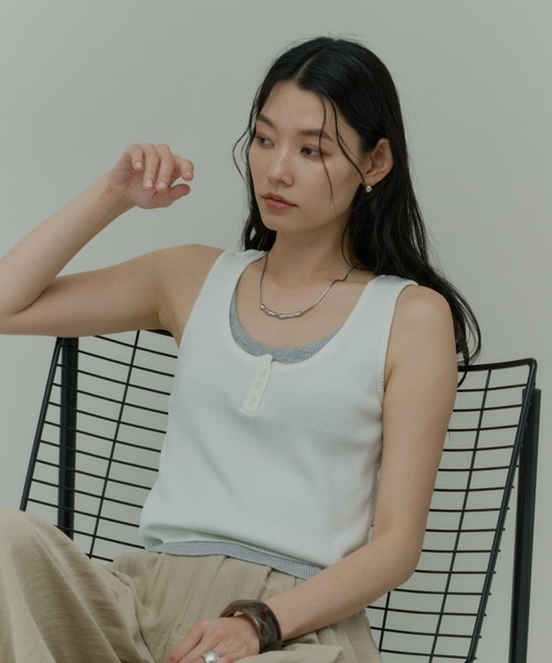 Plumel(プルメル)の「Bi-color Layered Tank Top / バイカラーレイヤードタンクトップ(Tシャツ/カットソー・レディース・ホワイト/ライトブルー/グレー・MEDIUM)」の12枚目の写真