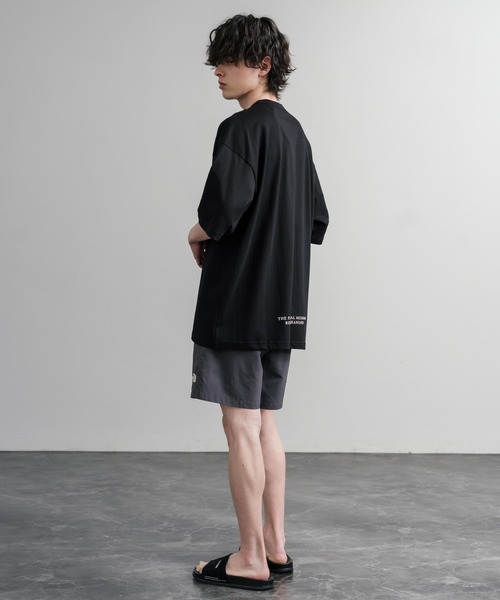 THE NORTH FACE(ザノースフェイス)の「日本未展開モデル THE NORTH FACE ザ・ノースフェイス WHITE LABEL ホワイトレーベル POCKET S/S R/TEE オーバーサイズ胸ポケット付き半袖Tシャツ(Tシャツ/カットソー・メンズ・ホワイト/ブラック/グレイッシュブルー・XXL/XL/M/L)」の20枚目の写真