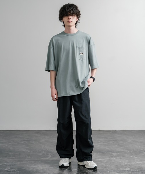 THE NORTH FACE(ザノースフェイス)の「日本未展開モデル THE NORTH FACE ザ・ノースフェイス WHITE LABEL ホワイトレーベル POCKET S/S R/TEE オーバーサイズ胸ポケット付き半袖Tシャツ(Tシャツ/カットソー・メンズ・ホワイト/ブラック/グレイッシュブルー・XXL/XL/M/L)」の16枚目の写真