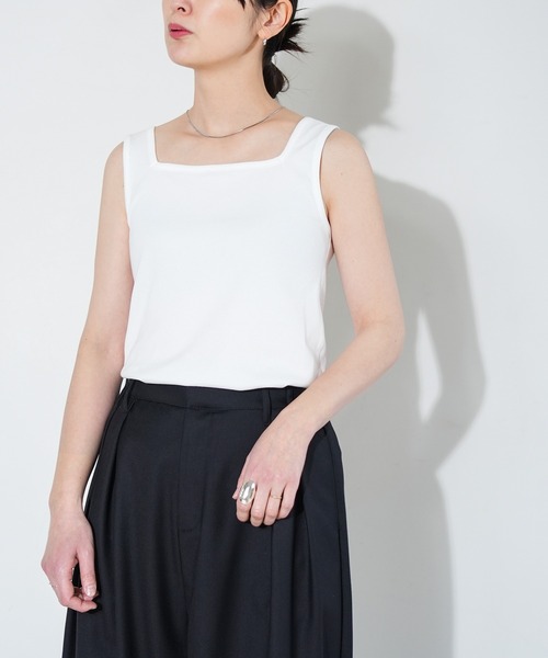 SOLAMONAT（ソラモナ）の「50/強撚ベアテレコスクエアネックタンクトップ（タンクトップ・レディース・ホワイト・FREE）」の4枚目の写真