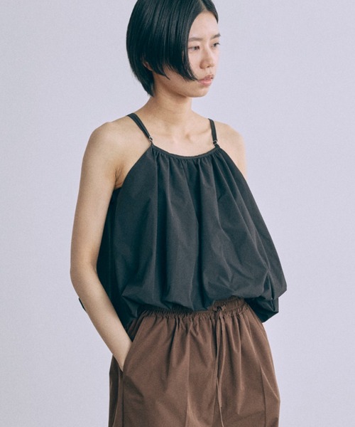 EN NEUME(エンノイム)の「Water-Repellent Balloon Cami(キャミソール・レディース・アイボリー/ブラック/ブラウン・FREE)」の3枚目の写真
