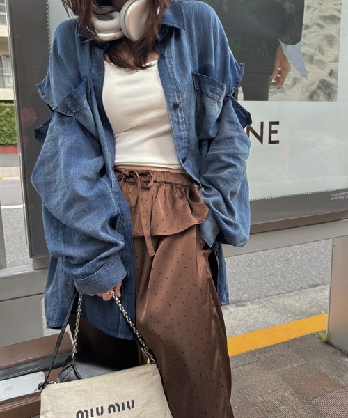 WILLFULLY(ウィルフリー)の「indigo gauze open shoulder oversize SH(シャツ/ブラウス・レディース・ブルー/ストライプ・FREE)」の15枚目の写真
