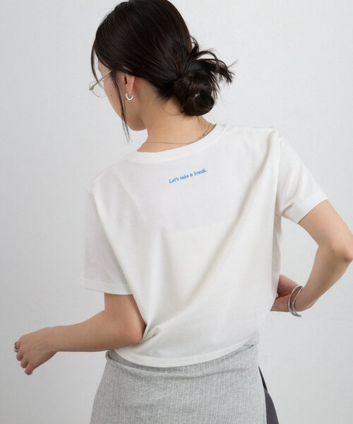 COLONY 2139（コロニートゥーワンスリーナイン）の「【WEB限定/リバイバル】バックロゴ刺繍コンパクトTシャツ（Tシャツ/カットソー・レディース・イエロー/オフホワイト/アイボリー/ベビーピンク・FREE）」の2枚目の写真