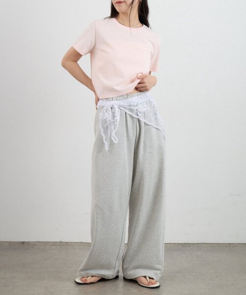 COLONY 2139（コロニートゥーワンスリーナイン）の「【WEB限定/リバイバル】バックロゴ刺繍コンパクトTシャツ（Tシャツ/カットソー・レディース・イエロー/オフホワイト/アイボリー/ベビーピンク・FREE）」の6枚目の写真