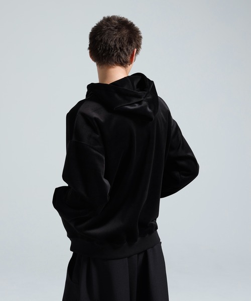 Y-3(ワイスリー)の「Y-3 VELVET CORDUROY ZIP HOODIE(パーカー・メンズ・ブラック・SMALL/X-SMALL/XX-SMALL/LARGE/MEDIUM)」の4枚目の写真