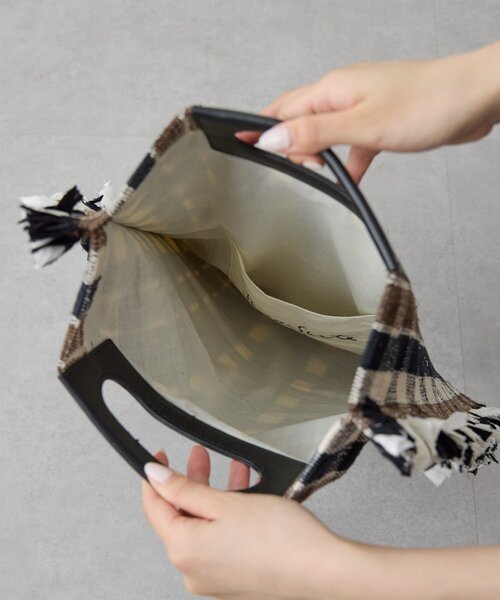 Whim Gazette（ウィムガゼット）の「【Hoaw.】Bobura Rug TOTE（トートバッグ・レディース・ブラック・FREE）」の5枚目の写真