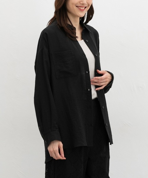 Honeys（ハニーズ）の「【ハニさら・接触冷感】麻混ポケ付ゆるシャツ（シャツ/ブラウス・レディース・グリーン/ブラック/ベージュ/アイボリー/ブラウン・L/LL/M）」の11枚目の写真