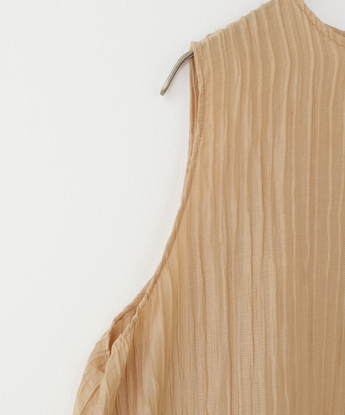 IENA（イエナ）の「ESTHE/エステ Sheer Pleated Maxi Dress ワンピース 252-3200B（ワンピース・レディース・ベージュ・FREE）」の9枚目の写真