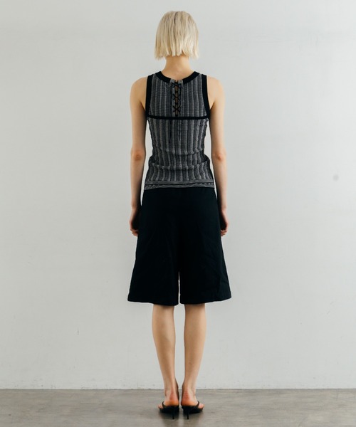 CREDONA（クレドナ）の「WIDE BERMUDA PANTS/ワイドバミューダパンツ（その他パンツ・レディース・ベージュ/ブラック・0/1）」の16枚目の写真