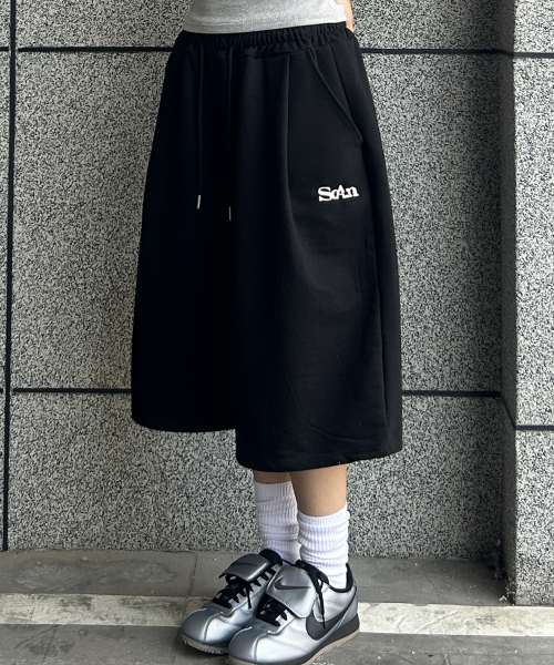 FUZZY SCAN（ファジスキャン）の「サマーシグネチャーバミューダパンツ 3カラー（その他パンツ・レディース・オートミール/クリーム/ブラック・ONE SIZE）」の7枚目の写真