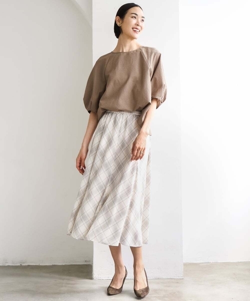 MICHEL KLEIN（ミッシェル・クラン）の「パフスリーブブラウス（シャツ/ブラウス・レディース・ダークインディゴブルー/ネイビー/ライトグレー/ブラック/ベージュ・38）」の10枚目の写真