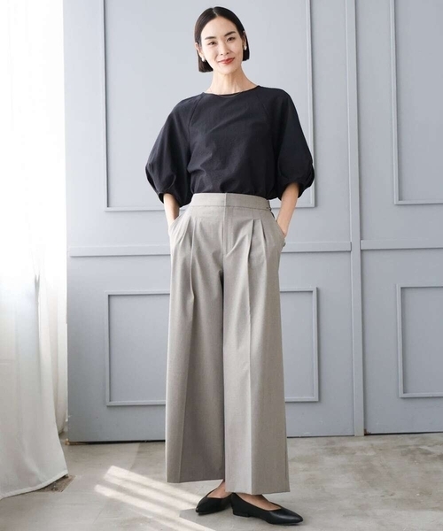 MICHEL KLEIN（ミッシェル・クラン）の「パフスリーブブラウス（シャツ/ブラウス・レディース・ダークインディゴブルー/ネイビー/ライトグレー/ブラック/ベージュ・38）」の14枚目の写真