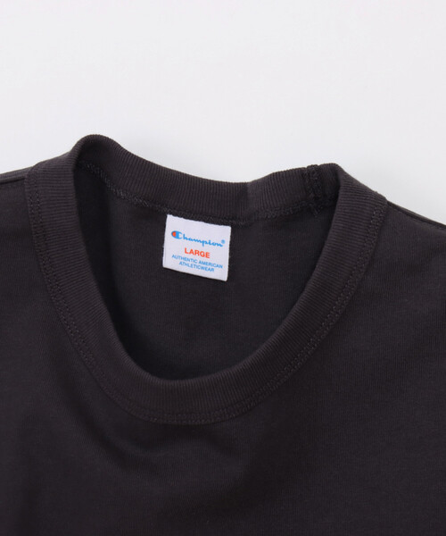 FREAK'S STORE(フリークスストア)の「Champion/チャンピオン SHORT SLEEVE T-SHIRT/ロゴ半袖Tシャツ(Tシャツ/カットソー・レディース・ネイビー/ナチュラル/チャコールグレー・MEDIUM)」の6枚目の写真