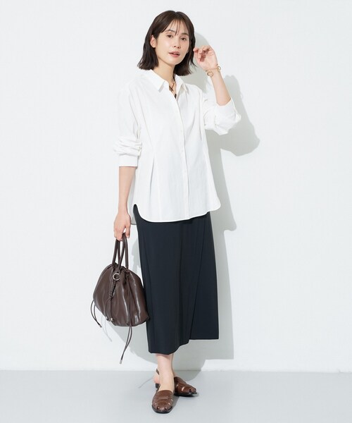 INDIVI(インディヴィ)の「【UV/接触冷感/高ストレッチ】フロントタックシャツ(シャツ/ブラウス・レディース・ホワイト/サックスブルー系・05/13/15 /19/34/38)」の6枚目の写真
