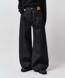 Lui's（ルイス）の「【Neucon】FRONT PATCH WIDE-LEG JEANS   フロントパッチワイドレッグデニムパンツ   セットアップ対応（デニムパンツ）」