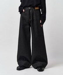 Lui's（ルイス）の「【Neucon】FRONT PATCH WIDE-LEG JEANS / フロントパッチワイドレッグデニムパンツ / セットアップ対応（デニムパンツ）」
