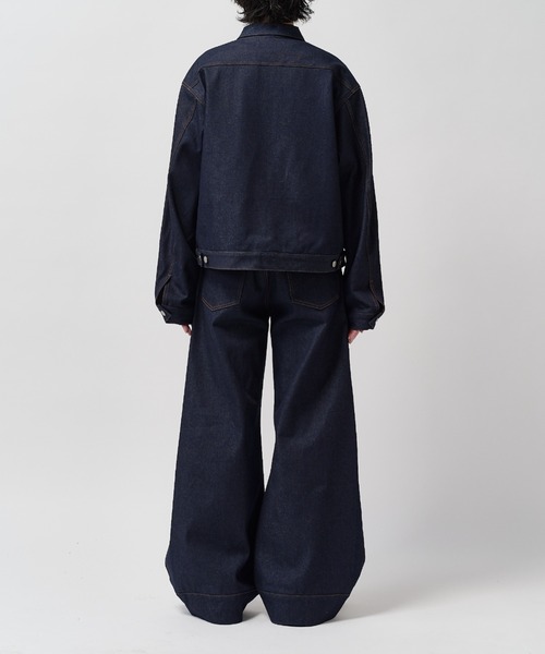 Lui's(ルイス)の「【Neucon】FRONT PATCH WIDE-LEG JEANS / フロントパッチワイドレッグデニムパンツ / セットアップ対応(デニムパンツ・メンズ・インディゴブルー/ブラック・1/2)」の11枚目の写真