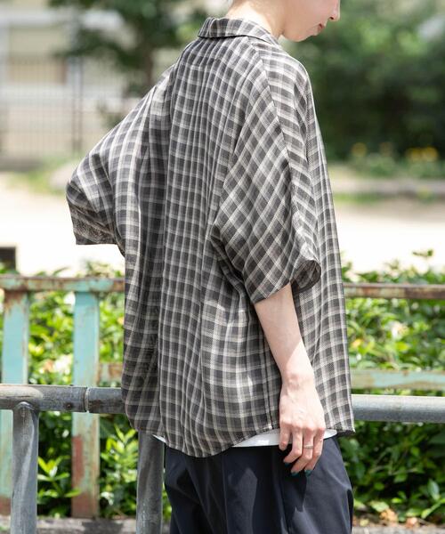 EKAL(エカル)の「『速乾』パナマライク リラックスチェックシャツ(シャツ/ブラウス・レディース・グレー系その他/ベージュ系その他・ONE)」の15枚目の写真