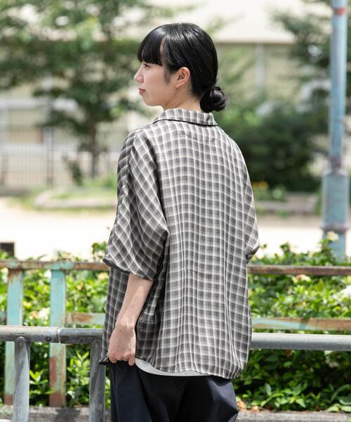 EKAL(エカル)の「『速乾』パナマライク リラックスチェックシャツ(シャツ/ブラウス・レディース・グレー系その他/ベージュ系その他・ONE)」の16枚目の写真
