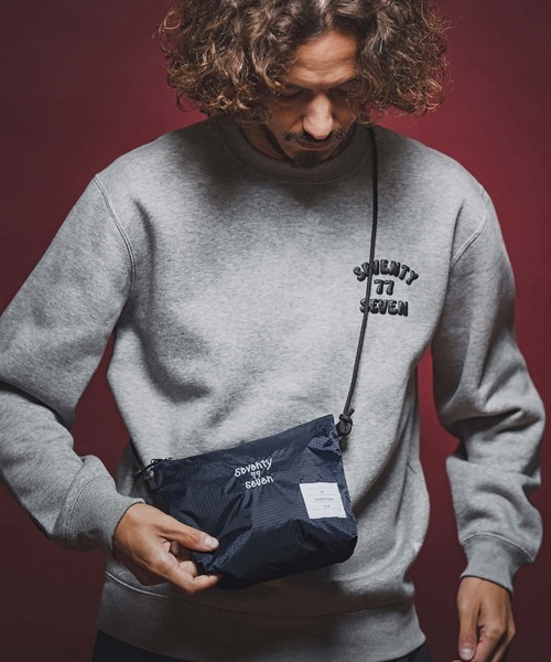 seventy seven（セブンティセブン）の「mko13773- nylon rip stop shoulder bag サコッシュ(7726W340)（ショルダーバッグ・メンズ・ホワイト/ネイビー/ブラック×ホワイト/ブラック×ゴールド・FREE）」の6枚目の写真
