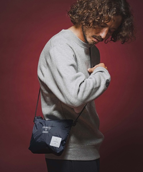 seventy seven（セブンティセブン）の「mko13773- nylon rip stop shoulder bag サコッシュ(7726W340)（ショルダーバッグ・メンズ・ホワイト/ネイビー/ブラック×ホワイト/ブラック×ゴールド・FREE）」の7枚目の写真