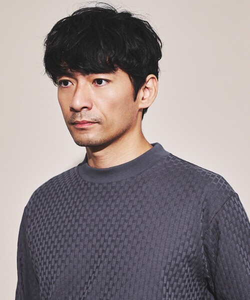 ABAHOUSE GRAY(アバハウスグレイ)の「【チェック柄】リンクス ブロック 長袖 Tシャツ(Tシャツ/カットソー・メンズ・ブラック/ホワイト/グレイッシュブルー/グレイッシュベージュ・46/48/44)」の4枚目の写真