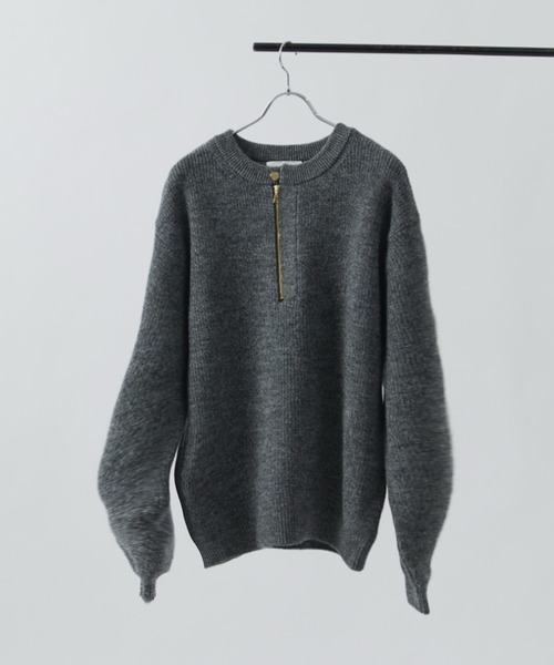 CULLNI(クルニ)の「【CULLNI for Lui's】ハーフジップニット(ニット/セーター・メンズ・ブラック/ベージュ/グレー・1/2)」の2枚目の写真