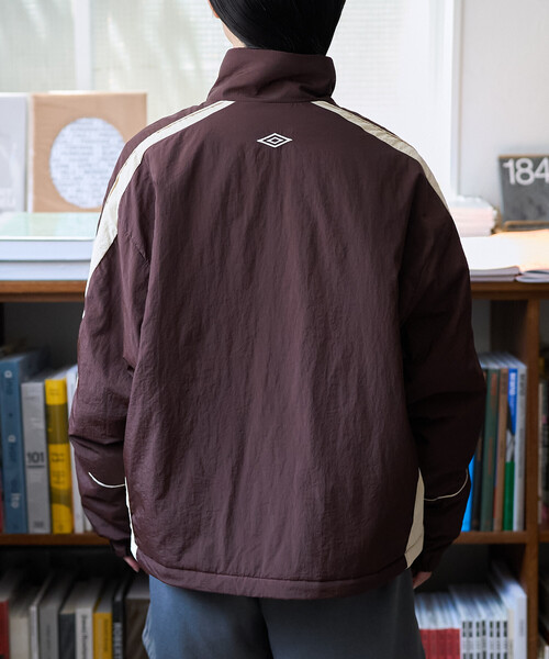 FREAK'S STORE(フリークスストア)の「UMBRO × FREAK'S STORE/アンブロ 別注 Padding Track Jacket/別注 パディング トラックジャケット/中綿トラックジャケット(その他アウター・レディース・ナチュラル/ダークブラウン/ブラウン・フリ-)」の10枚目の写真