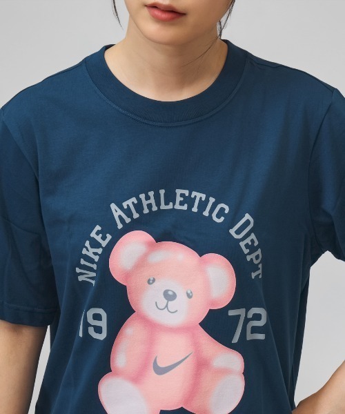 NIKE(ナイキ)の「NIKE ナイキ NSW BF VGPX S/S Tシャツ(Tシャツ/カットソー・レディース・ネイビー/ホワイト・XL/L/S/M)」の5枚目の写真