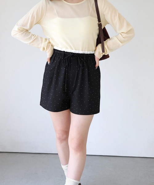 tiptop(ティップトップ)の「ラインストーンフリルショートパンツ(その他パンツ・レディース・チャコールグレー/ブラック・FREE)」の13枚目の写真