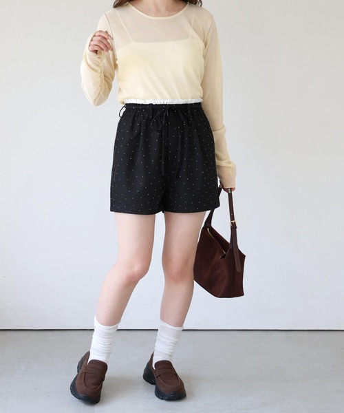 tiptop(ティップトップ)の「ラインストーンフリルショートパンツ(その他パンツ・レディース・チャコールグレー/ブラック・FREE)」の16枚目の写真