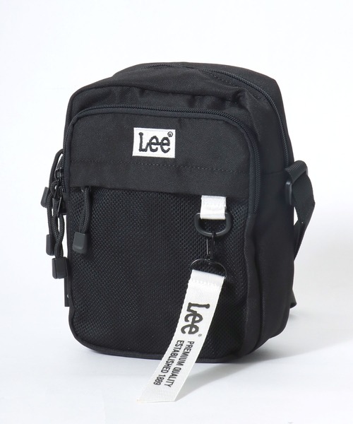 Lee(リー)の「Lee/リー 撥水 ロゴ ワンポイント刺繍 テープチャーム付き ミニショルダーバッグ/レディース メンズ(ショルダーバッグ・レディース・ブラック×ブラック/ブラック×ホワイト/ブラック×グリーン/ブラック×パープル/ブラック×ピンク・FREE)」の7枚目の写真