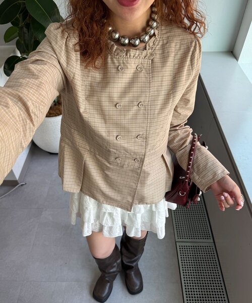 CIAOPANIC(チャオパニック)の「ダブルボタンコンパクトシャツ(シャツ/ブラウス・レディース・ベージュ/ネイビー/グリーン・ONE SIZE)」の2枚目の写真