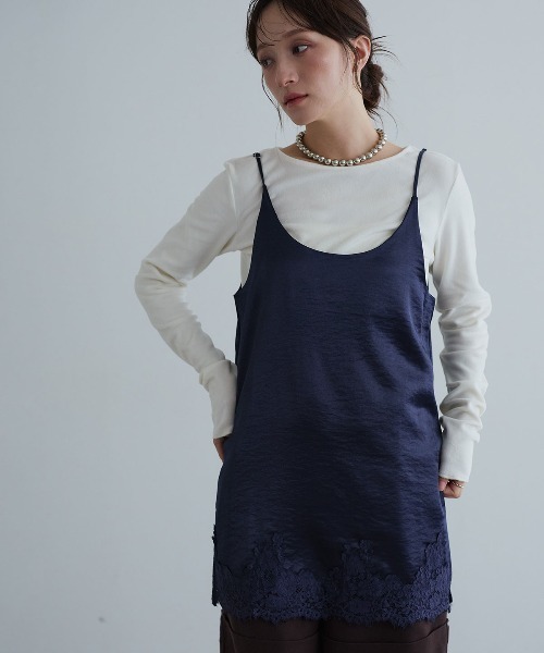 W:Huku(フーク)の「シルキーサテンレースキャミソール / Silky Satin Lace Camisole(キャミソール・レディース・オフホワイト/ブラウン/ピンク/ネイビー・FREE)」の4枚目の写真