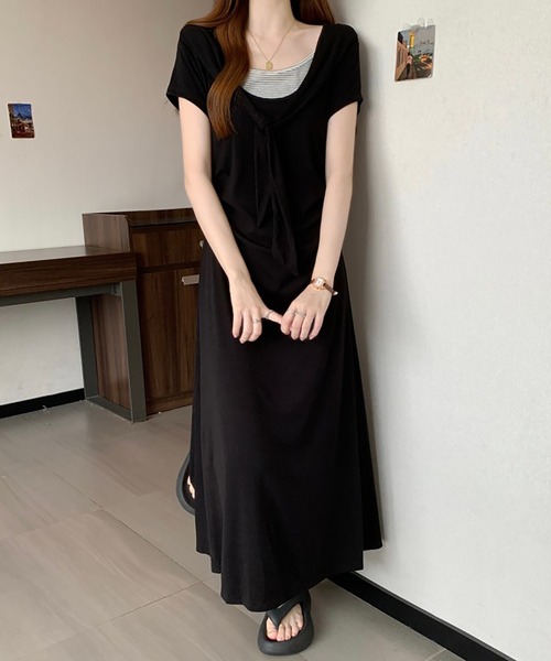 Girly Doll(ガーリードール)の「ショール風レイヤードカットソーワンピース(ワンピース・レディース・ダークグレー/ブラック・M/L)」の2枚目の写真