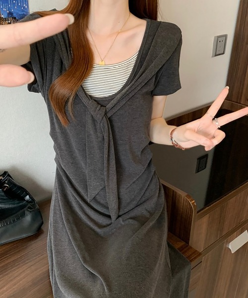 Girly Doll(ガーリードール)の「ショール風レイヤードカットソーワンピース(ワンピース・レディース・ダークグレー/ブラック・M/L)」の18枚目の写真