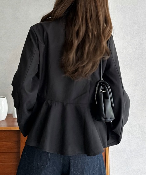 Eclat one(エクラワン)の「【Eclat one】ぺプラム切替 ショート丈 ステンカラーコート(その他アウター・レディース・ネイビー/ベージュ・L/M)」の5枚目の写真
