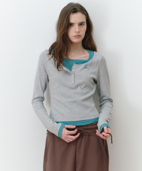 ROLAROLA(ロラロラ)の「LAYERED HENRYNECK LONG SLEEVE M/GY+TE/GR(Tシャツ/カットソー・レディース・ヘザーグレー・SMALL/MEDIUM)」の1枚目の写真