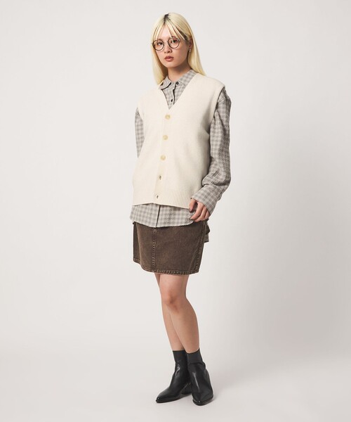 BEAUTY&YOUTH UNITED ARROWS(ビューティーアンドユースユナイテッドアローズ)の「ウールカシミヤブレンド アクア ニットベスト(ニット/セーター・レディース・オフホワイト/ダークグレー/ダークブラウン・FREE)」の12枚目の写真