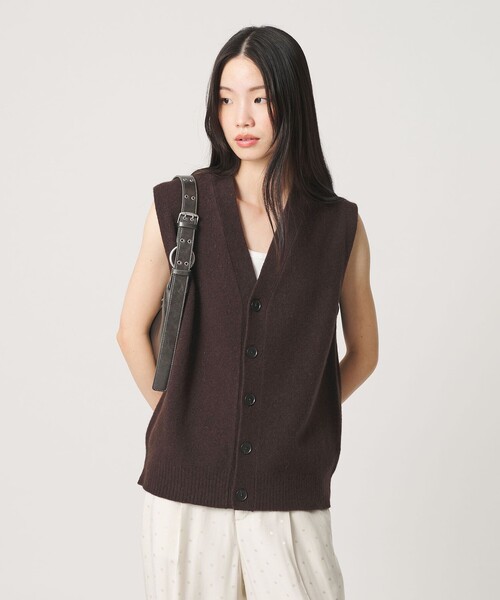 BEAUTY&YOUTH UNITED ARROWS(ビューティーアンドユースユナイテッドアローズ)の「ウールカシミヤブレンド アクア ニットベスト(ニット/セーター・レディース・オフホワイト/ダークグレー/ダークブラウン・FREE)」の13枚目の写真
