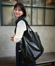 【石井里奈さんコラボ】マルチWay ギャザートートバッグ(A4対応 / 大容量仕切り付き