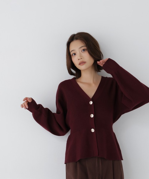 NATURAL BEAUTY BASIC(ナチュラルビューティーベーシック)の「〈WEB限定〉ペプラムフォルムカーディガン(カーディガン/ボレロ・レディース・ブラック/グレー/バーガンディー・FREE)」の17枚目の写真