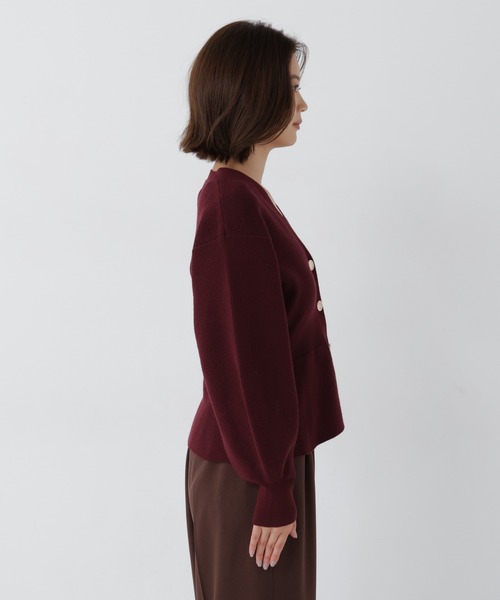 NATURAL BEAUTY BASIC(ナチュラルビューティーベーシック)の「〈WEB限定〉ペプラムフォルムカーディガン(カーディガン/ボレロ・レディース・ブラック/グレー/バーガンディー・FREE)」の9枚目の写真