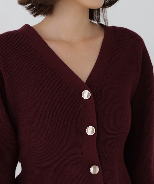 NATURAL BEAUTY BASIC(ナチュラルビューティーベーシック)の「〈WEB限定〉ペプラムフォルムカーディガン(カーディガン/ボレロ・レディース・ブラック/グレー/バーガンディー・FREE)」の11枚目の写真